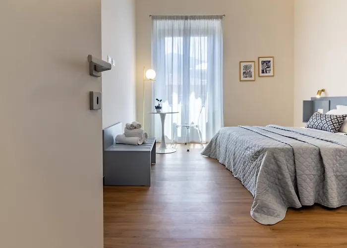 Affittacamere Oldoini Luxury And - Mytouristhome *